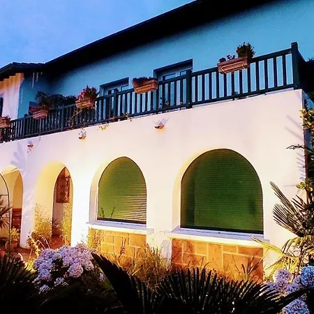 Oda ve Kahvaltı La Quintita - Avec Jardin